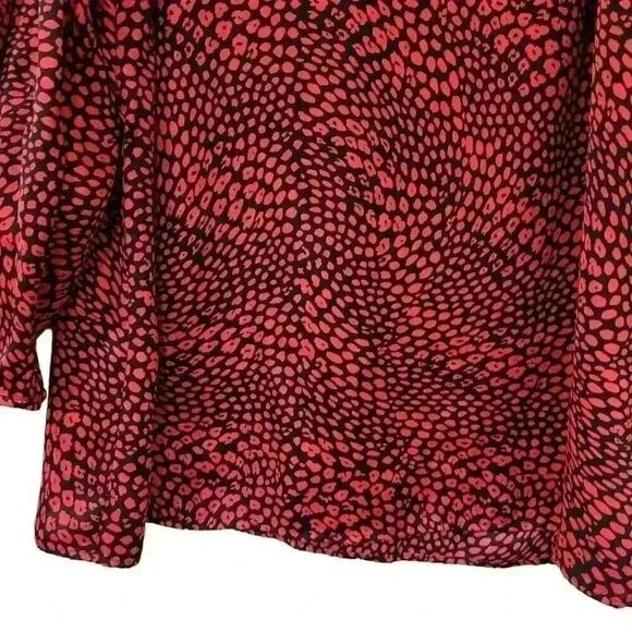Banana Republic Women's Red & Black Poly Print Puffy Sleeve Blouse - Picture 4 of 10